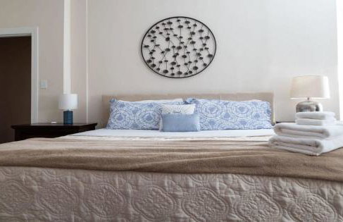 3BR-2BA Townhome TGE Neighborhood ABODEbucks - Foto 13