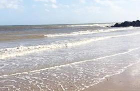 2 Storey 3 Bedroom Chalet -Outdoor Swimming Pool - sleeps up to 6 - 5 min walk to the Beach, near Broads and Great Yarmouth - Foto 4