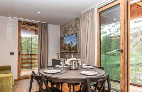 FLORA ALPINA EXPERIENCE - "Ski-to-Door" Brand New Chalet Apartments with Indoor Garage and Mountain View - Foto 5