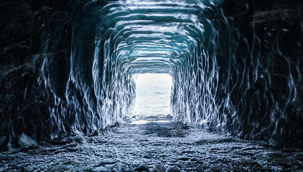 Glacier Ice Cave & Snowmobile Tour - Foto 3