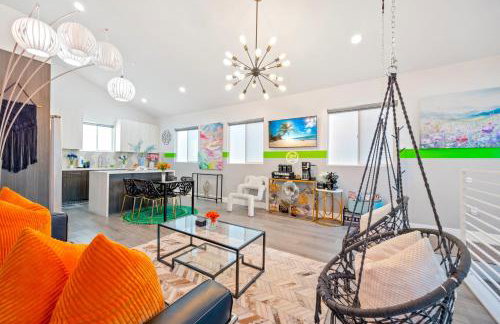 E - 2 Homes - Sleeps 26 by Universal - Patio -Games - FIFA SoFi World Cup - Foto 13