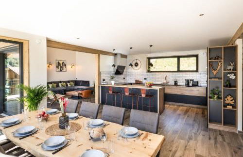 Chalet neuf, Jacuzzi, piscine privée mai-sept, pétanque, proche Paradiski - Foto 14