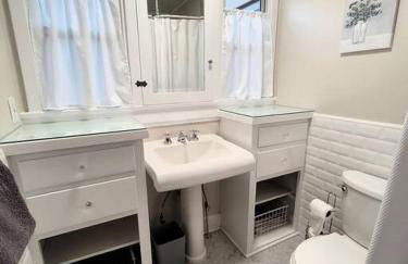 Glamorous Getaway: Exclusive 1BR LA Hotspots - Foto 5