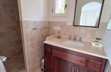 Villa "Le Sortilège" vue panoramique et piscine - Foto 10