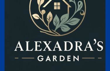 Alexandra's garden - Photo 1