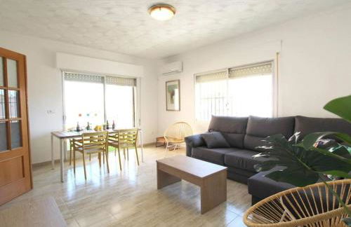 Apartamento con terraza cerca del mar - Foto 16