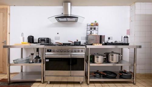 New Hobbit, stunning views, sleeps 42, Bar, Hot Tub - Foto 2