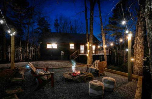 Serene Cabin*Mountain Views*Hot Tub*Large Decks - Foto 35