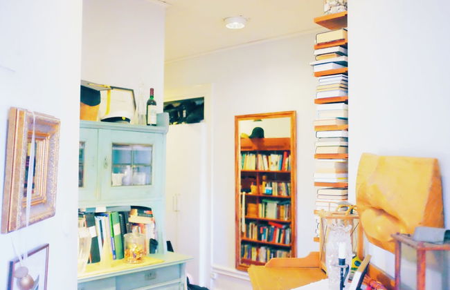 Beautiful, Artistic, Heirloom Apartment - Foto 9