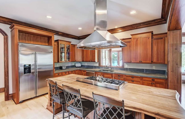 Lakefront, Private Dock+beach, Game Room Sunset Shores Resort: The Grand House - Foto 15