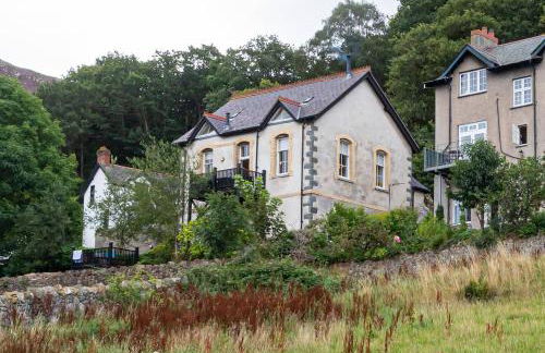 Converted Chapel, Stunning Sea & Mountain Views! - Foto 2