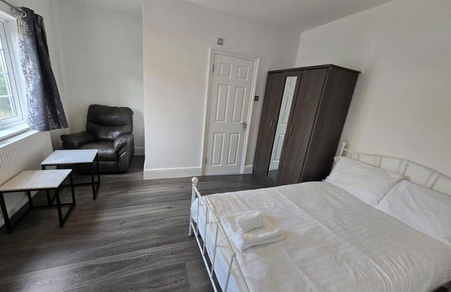 Limehouse Townhomes-4 Bedrooms,3 Bathrooms,garden - Foto 6