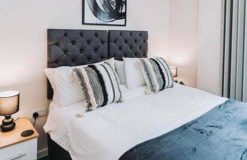 2Bed 2Bath Apartment Nr Old Trafford Parking - Foto 1