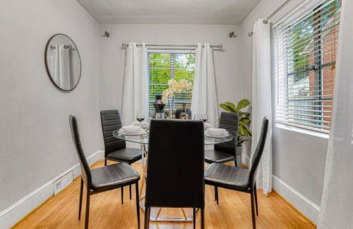 Cozy & Charming Home, Minutes to Everything! - Foto 16