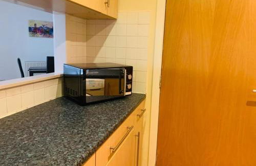 Modern 2 Bed Apartment, Close to Gla Airport & M8 - Foto 19