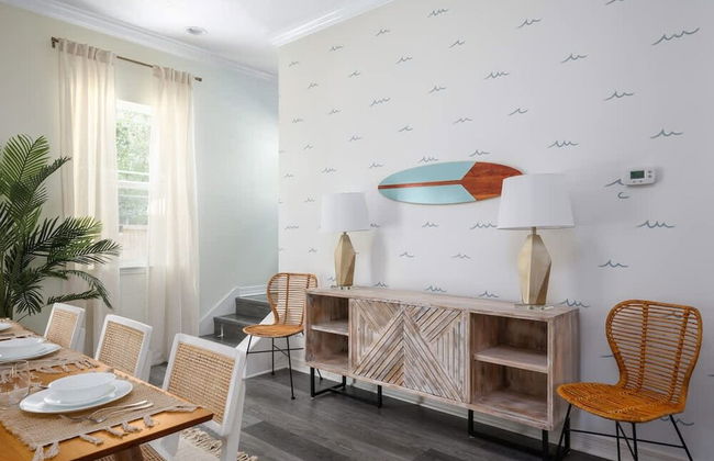 Fun Airy Florida Vacation Home With Private Pool - Photo 19