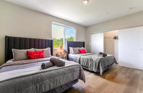 Spacious 3BR Townhouse with Free Parking Included! - Foto 8