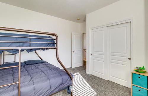 Theater Room, Fireplace Home 5 Mi to Dtwn Reno! - Photo 27