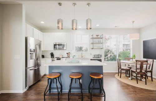 Bluffton Magnolia House - Charming Home in the Heart of Old Town Bluffton - Photo 8