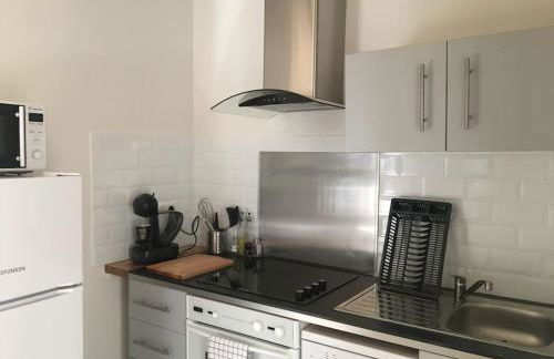 VerOliv Appartement calme et cosy proche du centre ville - Lit 180 - Wifi Netflix Youtube - Foto 11