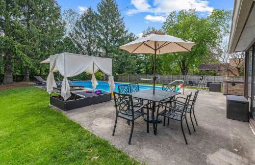 Zestlife-LuxuryEscape-ThemedRooms-Pool-GameRoom - Foto 58