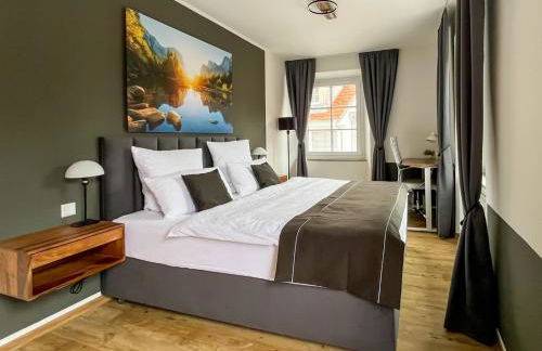 StayZen Holz & Hirsch Deluxe Hideaway zentral mit Parkplatz - Foto 17