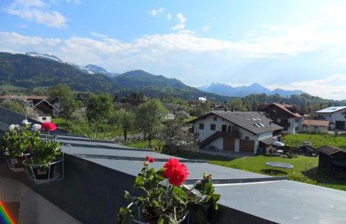 3-Zi Atelierdachwohnung mit Bergblick Seenähe und 2 Loggia - Foto 34