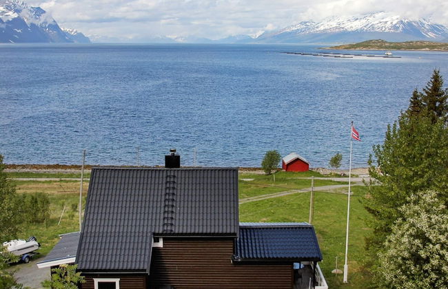 10 Person Holiday Home in Lyngseidet - Foto 1