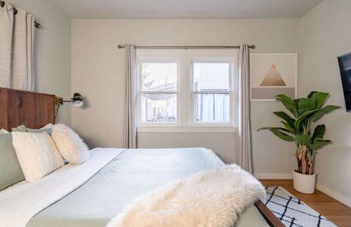 Stay Portland - Well-Preserved Quintessential 1922 Craftsman - Photo 29