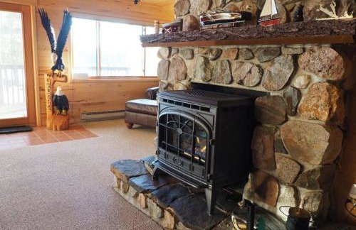 Vermilion Lakeside Cabin with Sauna, 2 Docks, AC - Photo 12