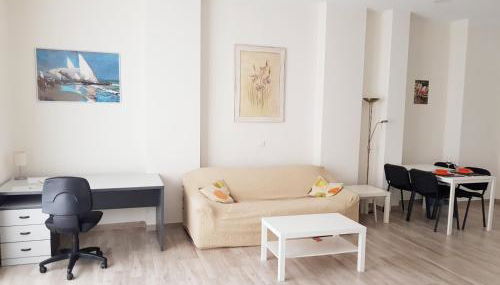 Spacious studio apartment in Cabanyal - Photo 2