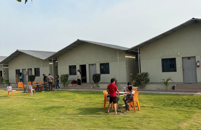 Unity Sunrise Resort Best Hotel Near Statue of Unity - Foto 44