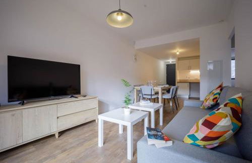 Appartement Neuf à Loudenvielle, 6 Pers, Proche Commerces et Ski, Terrasse Sud - FR-1-695-17 - Foto 8