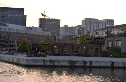 Pristine Townhouse With Rooftop Deck Near Canton! - Foto 33