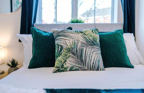 NEW!- GORTON PLACE By Greenstay Serviced Accommodation - 4 Bed 3 Bath House In Manchester - FREE Parking - FAST 250 Mbps Wi-Fi - Ideal for Contractors, Business Travellers & Relocations - Close to City Centre, Airport, Etihad Stadium - LONG STAYS WELCOME - Foto 25
