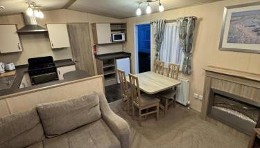 3 bedroom Lyons Oakfield Towyn pets welcome - Foto 3, stove