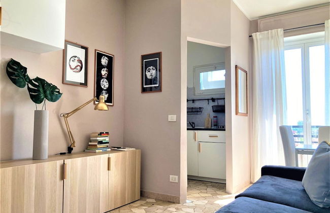 Bright studio with balcony - Visconti 14 - Foto 11