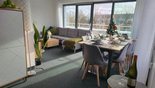 Große Wohnung mit Balkon nahe München - Foto 2