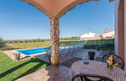 Four-Bedroom Holiday Home In Mihatovici - Foto 14