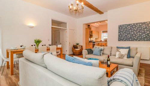 Feathers, Blythburgh - Foto 3