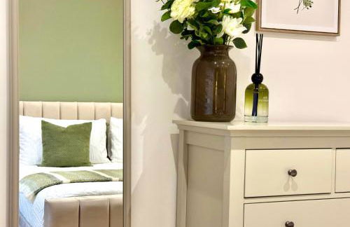 Winter Getaway - Luxury Bungalow w Games Room - Photo 39