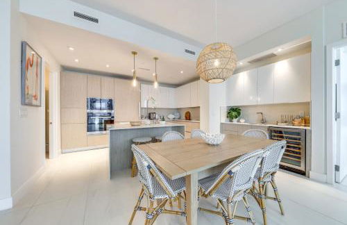 Ocean Views and Pool Access Riviera Beach Condo! - Foto 6