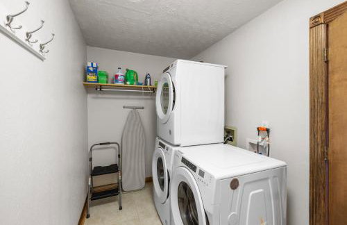 Grande Villa – Lake Cumberland View • Hot Tub • Game Room • Walk to Boat Ramp ➠ 389 - Foto 62