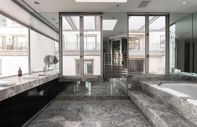 Balboa I by Avantstay - Stylish Condo Balboa Park Adjacent w/ Views! - Photo 17