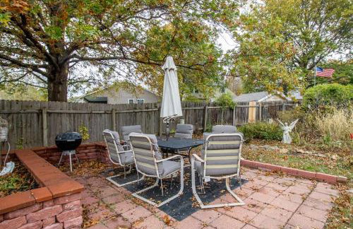 Sleeps 12! Main Level Primary Suite-Beautiful Backyard Oasis - Photo 40
