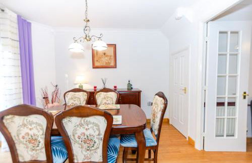 A Riverside Paradise in The City w Garden and Free Parking - A 2 Bed Home in London Sleeps 4! - Foto 8