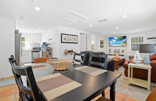 Canal-Front Oasis in Terra Ceia Pool, Patio, Dock - Foto 4