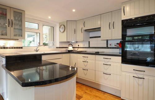 Woodend Annexe - Photo 13