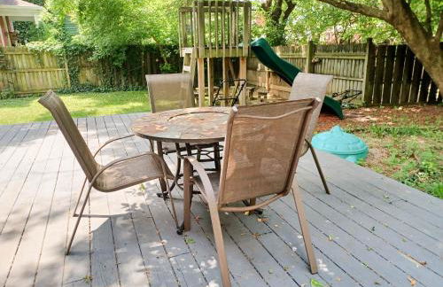 Huge 2 Bedroom House in the Heart of Northside! - Foto 36