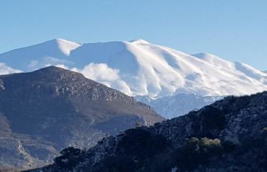 Sofia Mountain Getaway - Photo 10